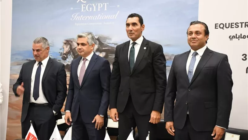 وزير الرياضة يشهد المؤتمر الصحفي لبطولة مصر الدولية للفروسية لقفز الحواجز