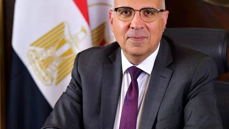 سويلم يتابع أعمال مصلحة الميكانيكا والكهرباء لصيانة وتأهيل محطات الرفع 