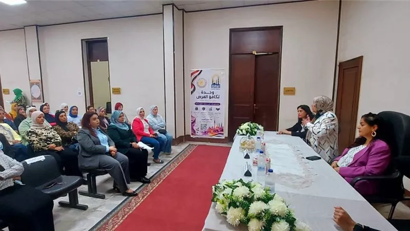 محافظ القاهرة دعم صحة المرأة يعد الاستثمار الحقيقي للأسرة والمجتمع