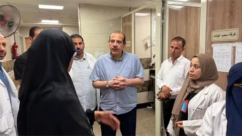نائب وزير الصحة يتفقد منشآت صحية بالقليوبية ويوجه برفع معدلات التشغيل