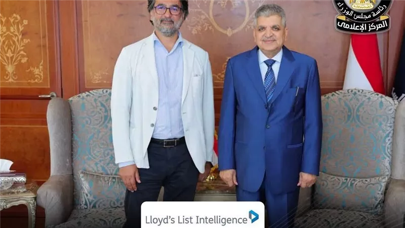 الرئيس التنفيذي لـLloyd’s List Intelligence يعرب عن اعتزازه بزيارة قناة السويس