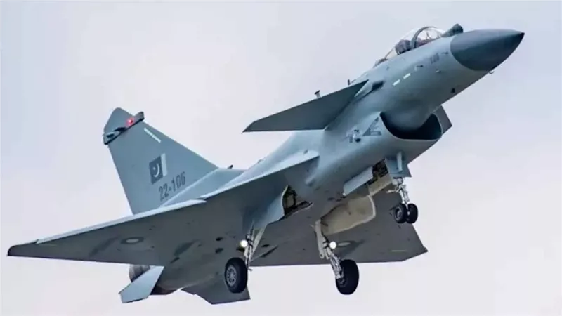 بعد معركة الهند وباكستان.. المقاتلة الصينية J-10CE تعزز فرصها عالميًا