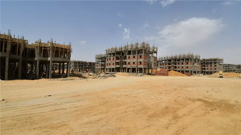 «حولت 67 ألف دولار ومحدش رد عليا».. مصري بالكويت يستغيث بسبب أراضي «بيت الوطن» |خاص