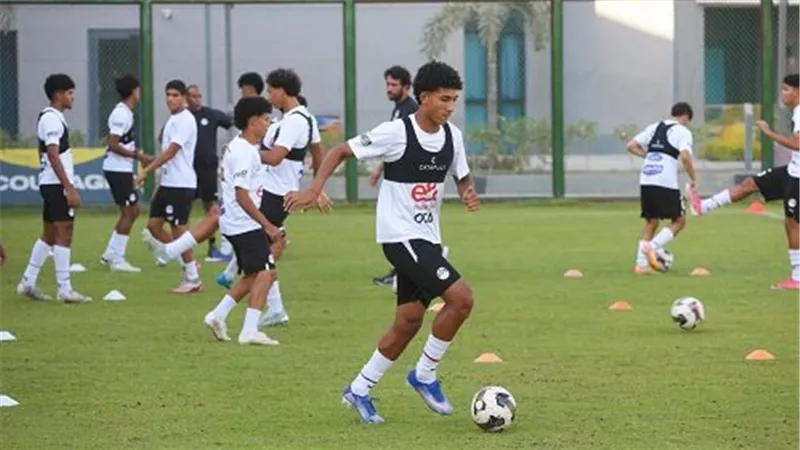منتخب الناشئين يواصل استعداداته لدورة الصداقة الودية في سويسرا