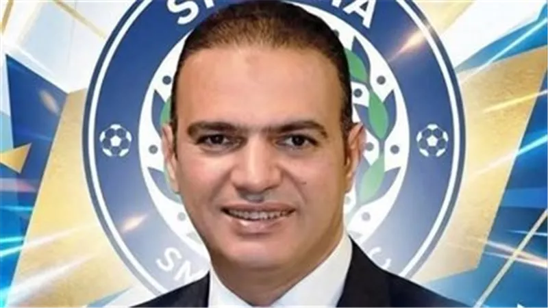 رئيس سموحة: نثق في قدرات أحمد عبدالعزيز وسيعيد الفريق لطريقه الصحيح 