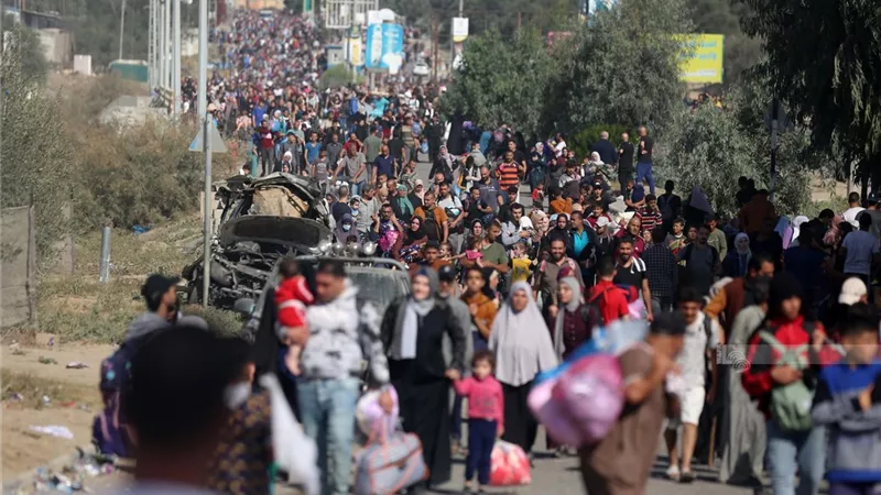 خلاف الوسيلة لا الهدف.. كيف تُدار أوراق تهجير غزة في إسرائيل؟  
