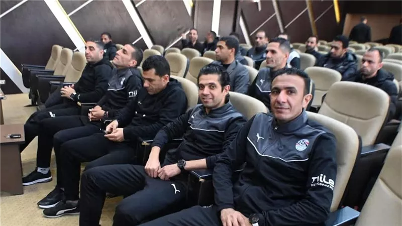 وائل فرحان حكما لمباراة الطلائع وسموحة.. وناصف لموقعة البنك وسيراميكا