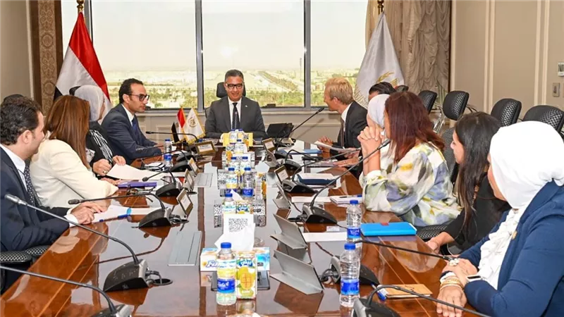 وزير التموين وبرنامج الأغذية العالمي يبحثان تطوير الدعم الغذائي وتحسين وصوله للمستحقين