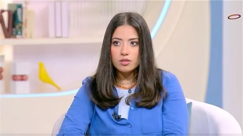 «كان هدفي إعلام».. فنانة تشكيلية تكشف كيف قادها مجموع الثانوية إلى الفنون الجميلة