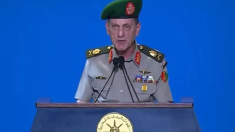  مدير الأكاديمية العسكرية المصرية:  الدولة العظيمة تبنى بقيادة عظيمة