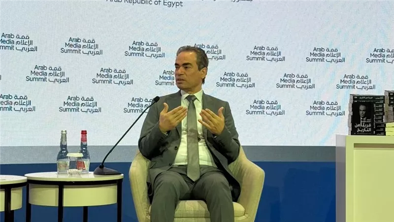 أحمد المسلماني: «لا توجد ثورة مستمرة».. وجيفارا أخطأ في هذه الفكرة