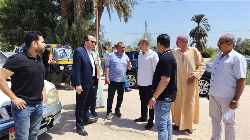 بطول 16 كم.. 3 طرق بطهطا ضمن خطة الرصف العاجلة بسوهاج 