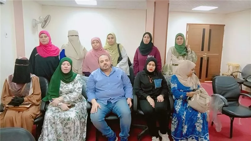 إدارة المبادرات بصحة قنا تعقد إجتماعاً مع فرق الأمراض الوراثية 