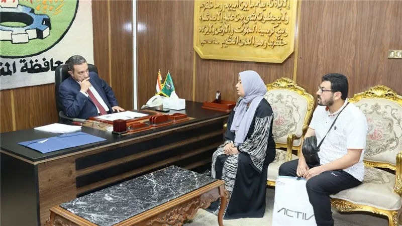 محافظ المنوفية يوجه بتحويل حالتين ناديه وملك إلى معهد ناصر لتشخيص حالتهم 