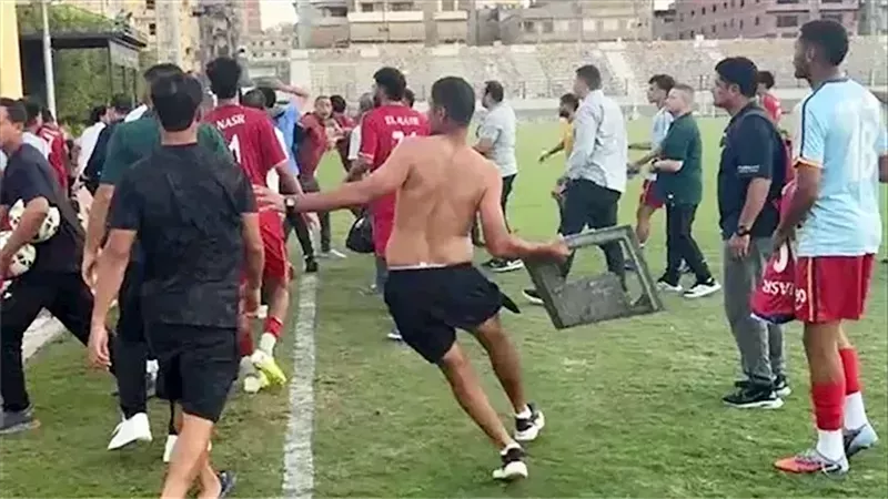 رئيس طنطا: لو مدرب النصر دخل غرفة الملابس «اللاعيبة كانت هتموته»
