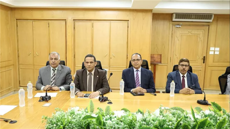 رئيس جامعة الأزهر يستقبل وزير الثقافة الإندونيسي لبحث سبل التعاون المشترك