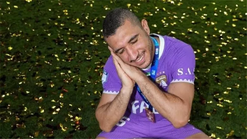 رامي ربيعة يزين التشكيل المثالي للجولة الأولى بدوري أبطال آسيا للنخبة