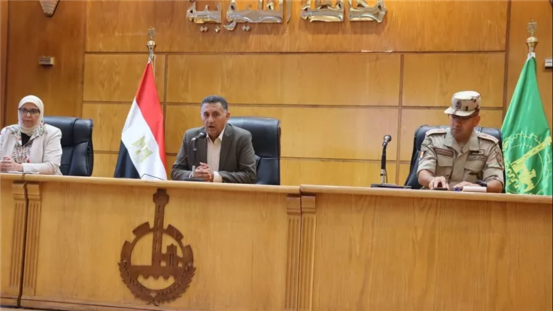 محافظ القليوبية يترأس الاجتماع التنسيقي للاستعداد لتنفيذ «مشروع صقر 172» 