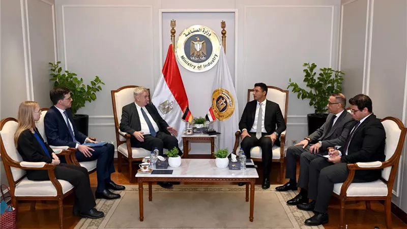 خالد هاشم يستضيف مائدة مستديرة للشركات الألمانية لبحث خطط توسع  التصنيع المحلي