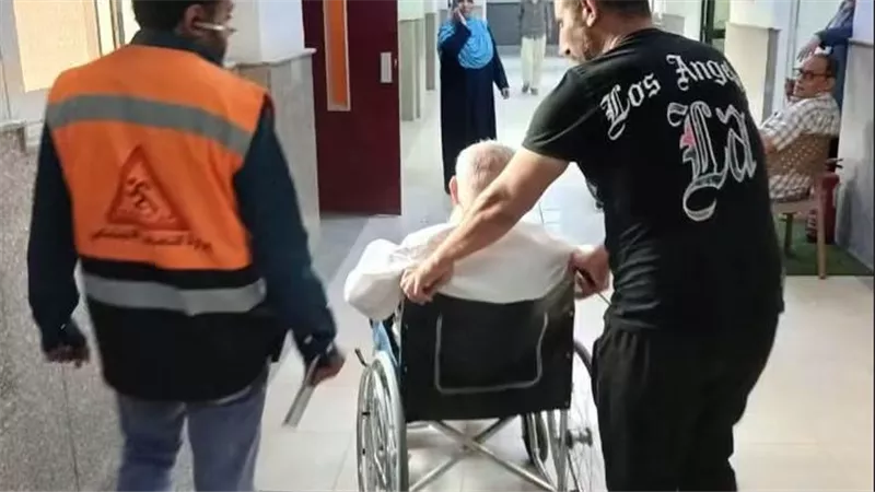 من رصيف كلية الزراعة إلى دار الرعاية.. التضامن بالقليوبية تتدخل لإنقاذ مسن 