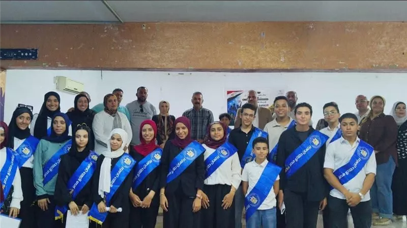 الشباب والرياضة تواصل حملة تنمية الثقافة السياسية بمراكز شباب 7 محافظات