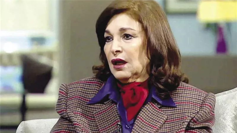 بعد قرار اعتزالها ... من هي نادية رشاد وما هي أشهر أعمالها؟
