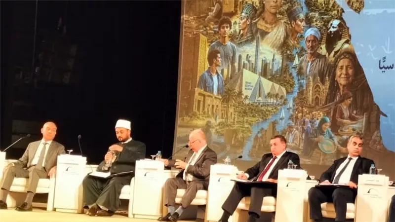 ضياء رشوان:  مصر تمثل نموذجًا تاريخيًا للدولة-الأمة
