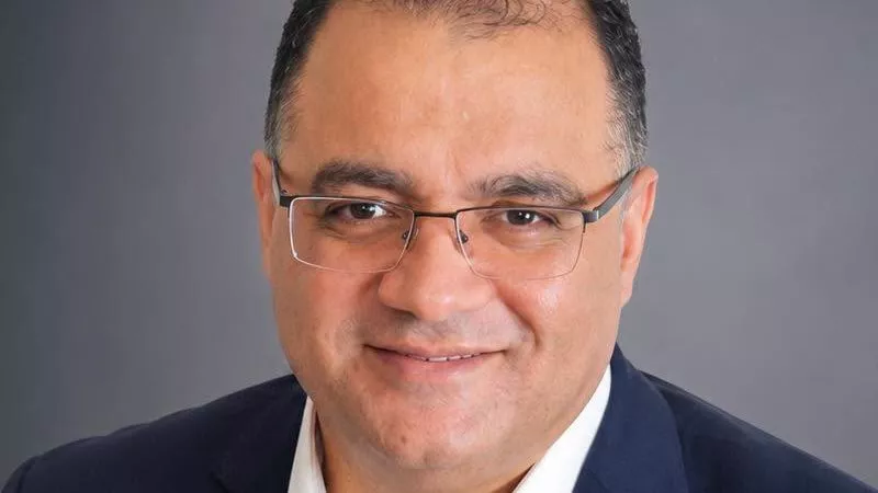 محمد الجارحي يطالب بحسم قواعد تغطية الجنازات وقيد شاغلي المناصب التنفيذية