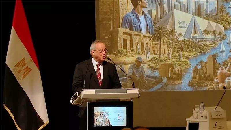 مدير مكتبة الإسكندرية: مظاهر الهوية المصرية لا تظهر فقط في المؤسسات 