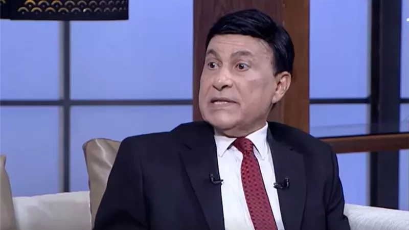 الإعلامي خيري حسن يكشف بداياته: كنت بتمنى مذيع يتعب علشان أطلع بداله
