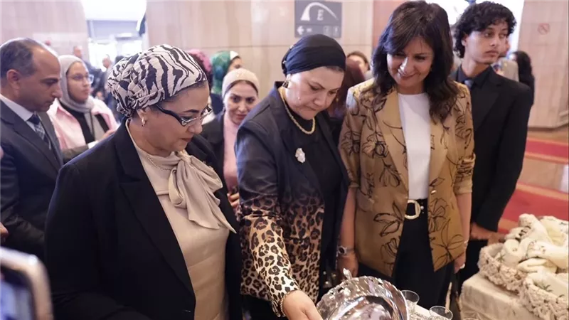 المستشارة أمل عمار 