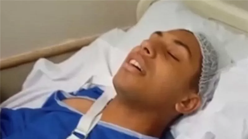  «حتى تحت تأثير البنج.. لسانه لم يتوقف عن تلاوة القرآن».. قصة شاب أبهر رواد السوشيال ميديا