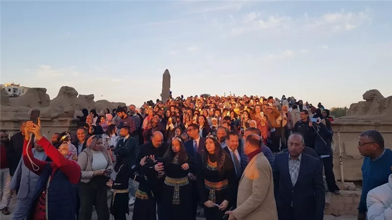 بالورود والتنورة.. الأقصر تستعد لتحتفل بيوم السياحة العالمي 2026 في معابد الكرنك وطريق الكباش