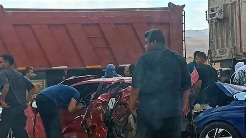 الحالة الصحية للمصابين الـ5 في حادث تصادم سيارتين ملاكي طريق السويس ـ القاهرة 