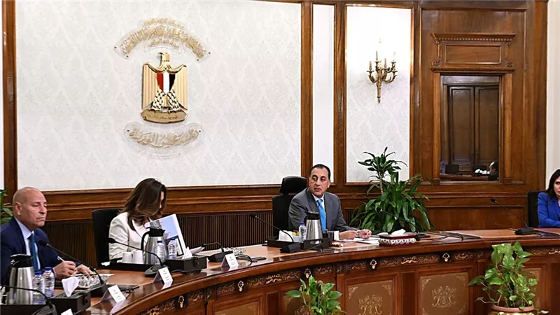  مدبولي يتابع مشروع 