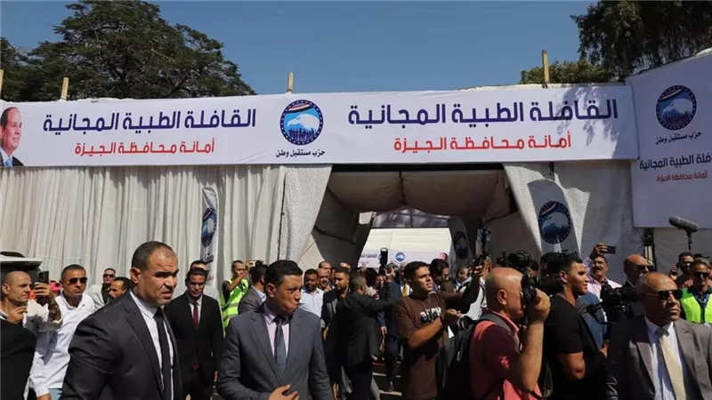 «مستقبل وطن» ينظم قافلة طبية مجانية لتقديم خدمات الكشف الطبي للمواطنين بالجيزة