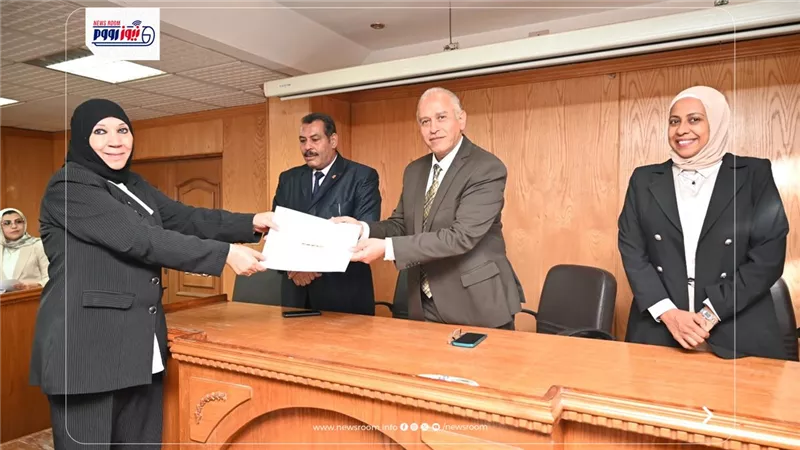 رئيس جامعة الفيوم يشهد حفل تكريم المدربين المعتمدين من المجلس الأعلى للجامعات