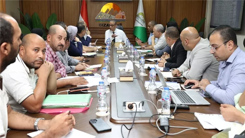 أراضي الدولة في الجيزة.. المحافظ يتابع موقف التقنين بمراكز الصف وأطفيح والبدرشين والعياط 