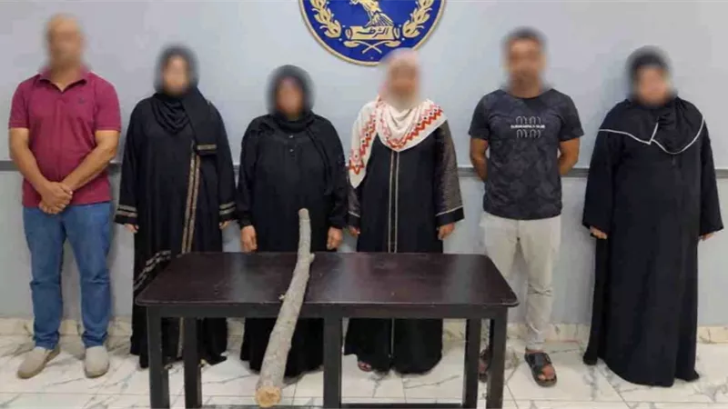مشاجرة بسبب خلافات الجيرة تكشف حقيقة اتهام فرد شرطة بالبلطجة