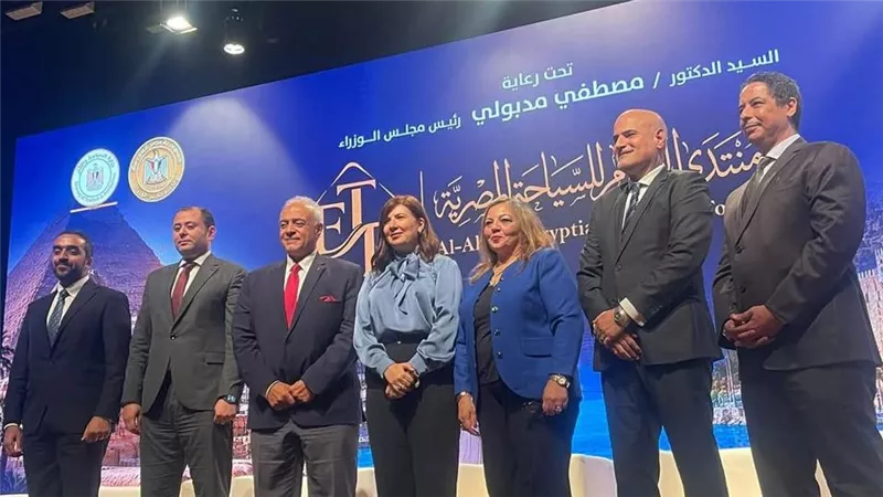 بناء الإنسان.. الأهرام يناقش تطوير الكوادر السياحية وربط التعليم بسوق العمل 