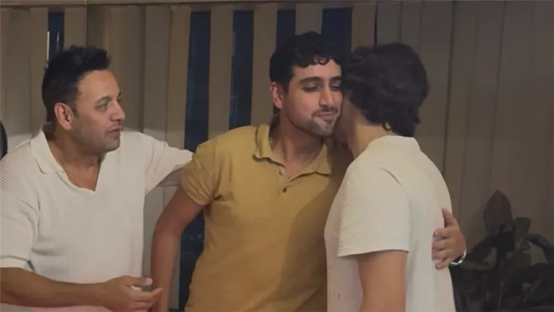 تيام مصطفى قمر يحتفل بعيد ميلاده