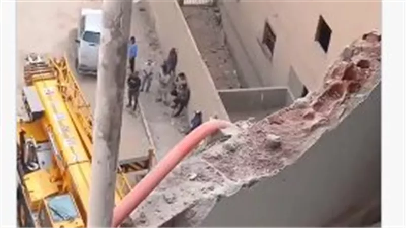   «دفعت شقى عمري في الشقة».. سيدة تنهار بالبكاء بعد هدم العقار وتوجه رسالة مؤثرة