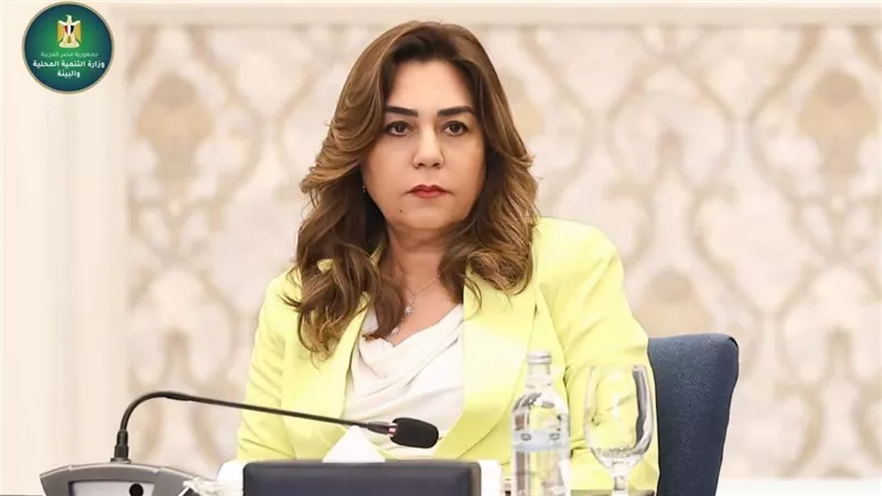 منال عوض: 230.5 مليون جنيه لتطوير منظومة المخلفات بمحافظة سوهاج