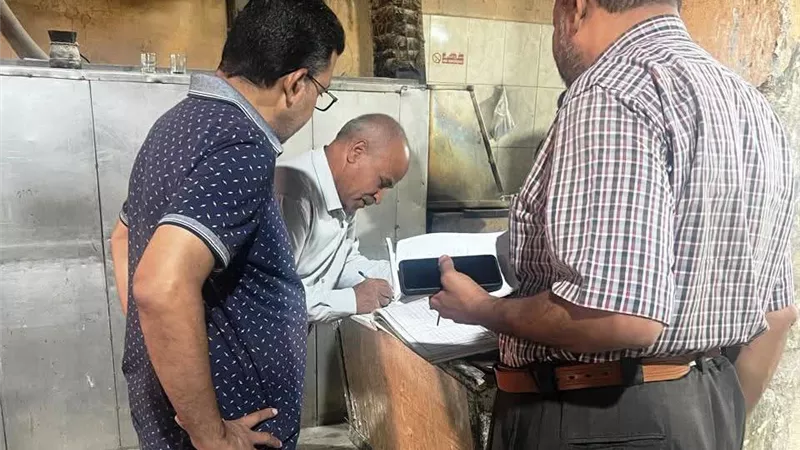  حملات رقابية بأسواق ومخابز أسوان لضبط الأسعار والتأكد من جودة رغيف الخبز
