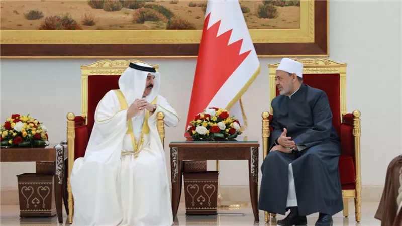 شيخ الأزهر وملك البحرين