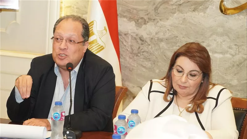 معهد الوفد يؤهل جيلًا جديدًا للعمل العام.. تفاصيل برنامج كوادر المحليات