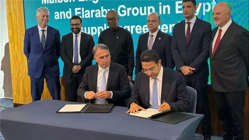 وزير الاستثمار يشهد اتفاقية لتصنيع مكونات السيارات بين العربي وMalben Engineer