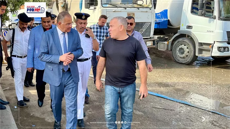مدير أمن الفيوم يتفقد أعمال إصلاح ماسورة مياه بمنطقة المدابغ بدائرة قسم ثانٍ