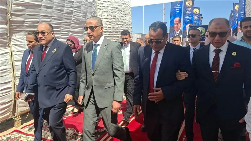 محافظ الجيزة يصل مؤتمر حزب حماة الوطن احتفالًا بذكرى انتصارات أكتوبر