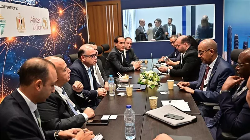 وزير الاستثمار يبحث مع بنك التجارة والتنمية الأفريقي تعزيز تمويل التجارة والاستثمار